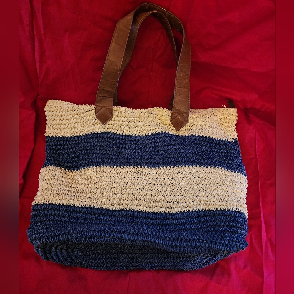 Sun 'N' Sand Shoulder Tote.